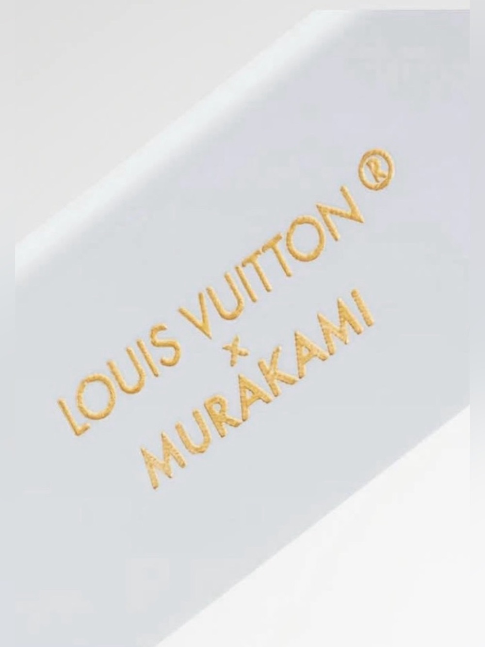 Louis Vuitton Lilac Rectangular Sunglasses with White Temples - Picture 14 of 15